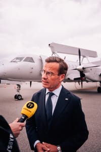 Шведский самолет дальнего радиолокационного обнаружения и управления S100D / ASC 890 