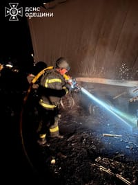 Последствия российского обстрела Одессы в ночь на 20 декабря 2025 года