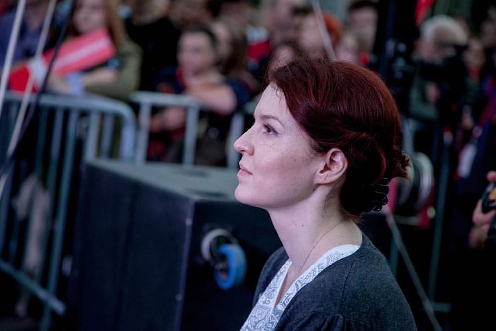 Находящуюся под домашним арестом пресс-секретаря Навального Киру Ярмыш выселяют из квартиры, не позволяя ей найти другое жилье