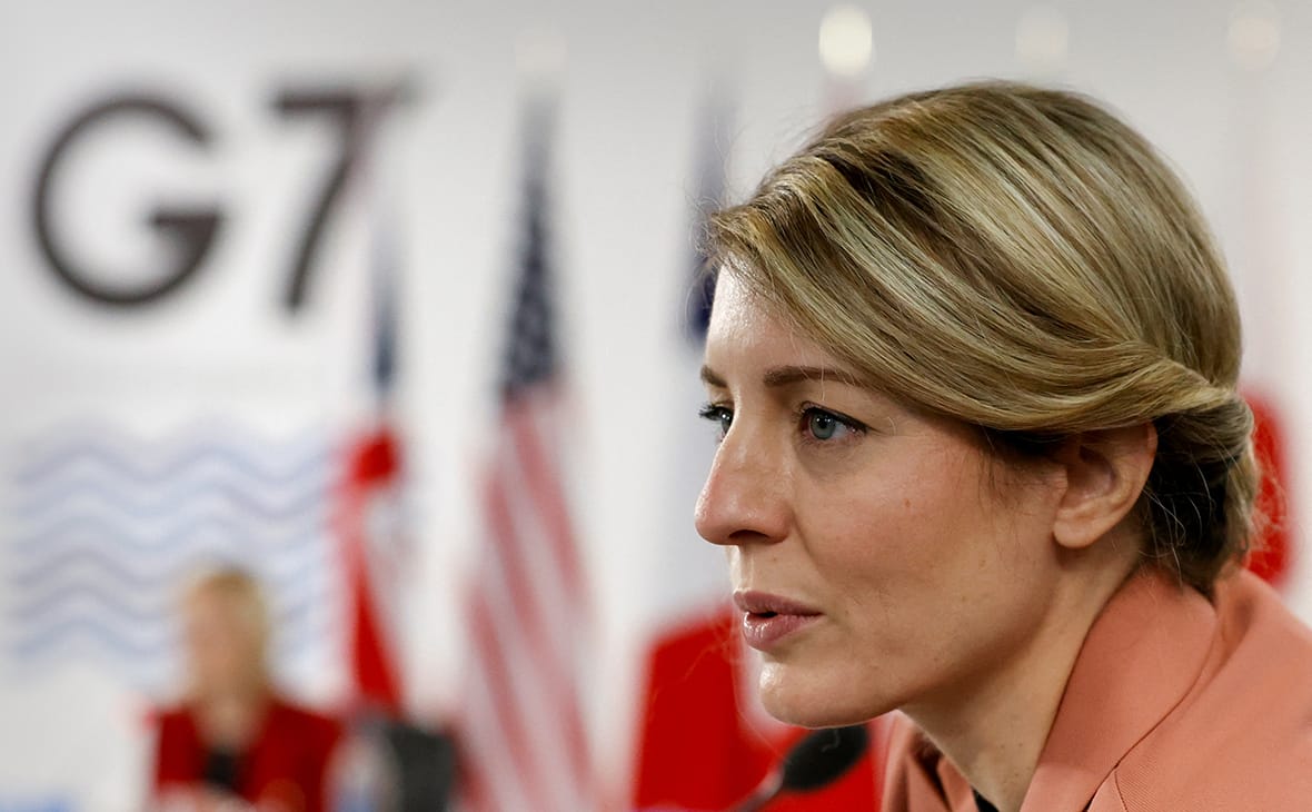 Канада ввела санкции против 33 российских предприятий оборонного сектора