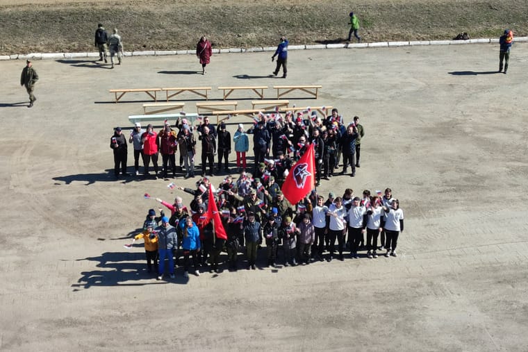 От учителей во время войны требуют поддерживать российскую армию в соцсетях. The Insider ознакомился с методичками Минобразования