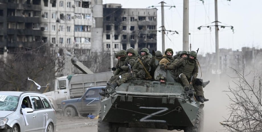 Установлены имена 166 российских командиров, отдающих приказы на войне в Украине. Их зарплаты — от 270 тысяч до 1,2 млн рублей — «Проект»