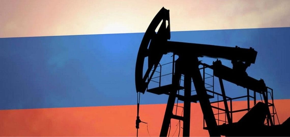 Путин подписал указ, запрещающий торговать нефтью со странами, которые поддержали введение ценового «потолка»
