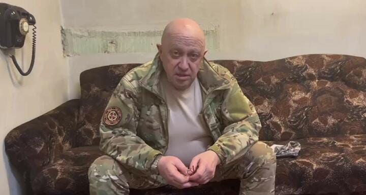 Пригожин пригласил Шойгу в Бахмут, учитывая его «многолетний опыт ведения боевых действий»