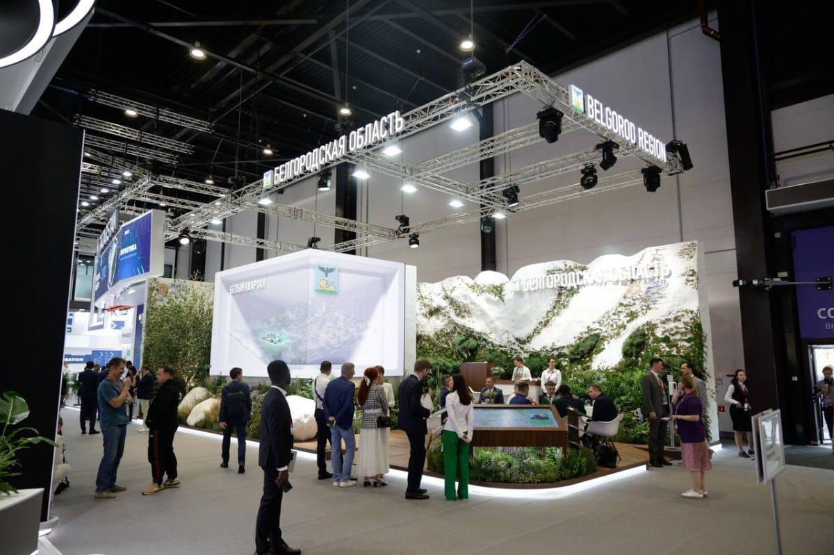 Белгородские власти потратили на стенд для ПМЭФ вдвое больше, чем на компенсации потерявшим дома жителям региона