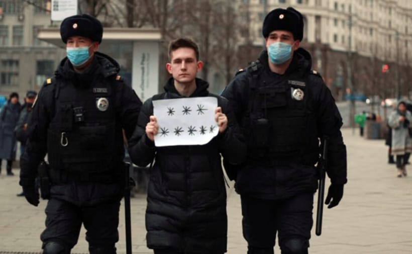 Военные, чиновники и государственные символы: в России всё больше тех, кого нельзя «оскорблять» и «дискредитировать» под страхом тюрьмы