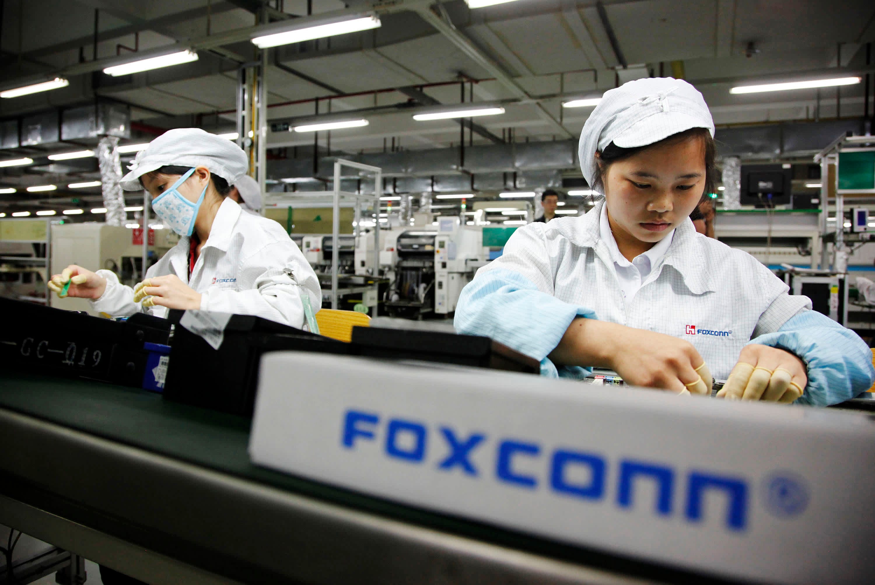 Власти КНР начали расследование деятельности компании Foxconn, производящей iPhone. Ее основатель претендует на пост президента Тайваня