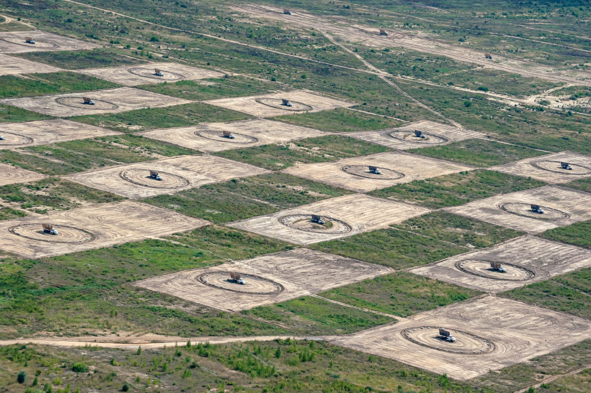На полигоне в Рязанской области сработало взрывное устройство. Один росгвардеец погиб, двое ранены — ТАСС