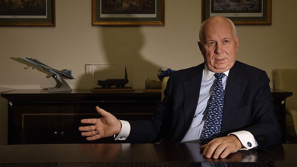  Политолог: глава «Ростеха» дал понять, что страна не сократит финансирование пушек ради масла