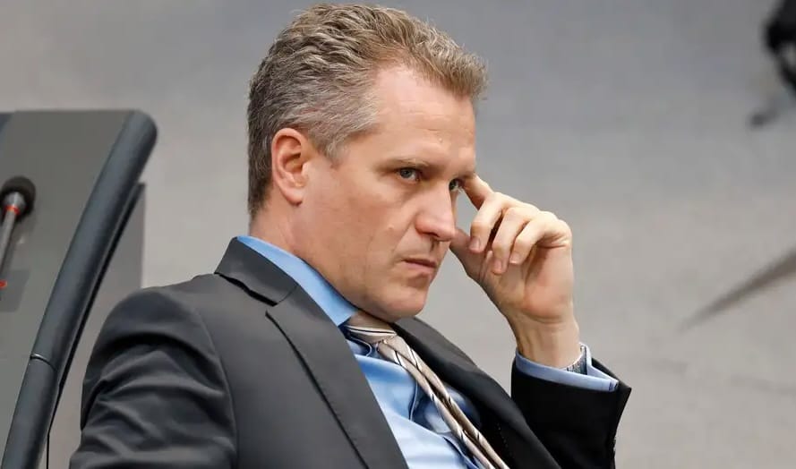 Европарламент снял неприкосновенность с члена АдГ Петра Быстроня, получавшего деньги Медведчука и опубликовавшего мем с зигой