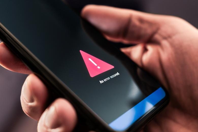 За сутки на отключения мобильного интернета пожаловались жители 77 регионов РФ, это новый мировой рекорд по шатдаунам — проект «На связи»