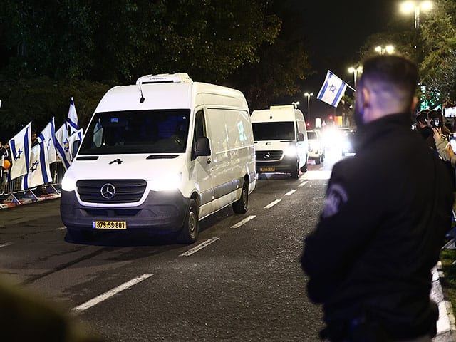 ХАМАС передал Израилю тела еще двух заложников — израильтянина Ронена Энгеля и таиландца Сонтаи Оукарсри