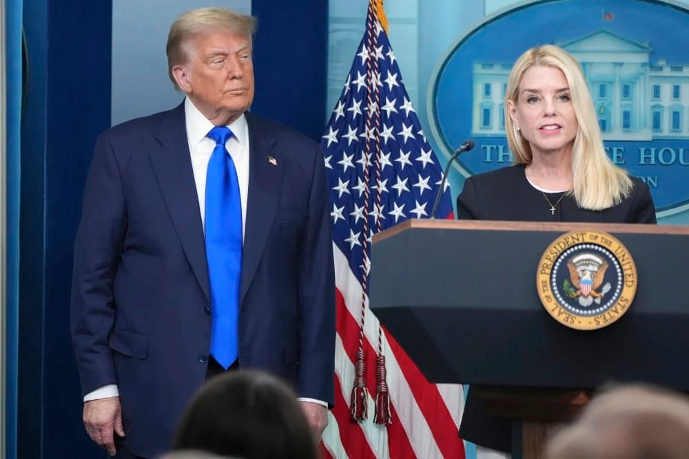 Минюст США выпустит файлы Эпштейна в течение 30 дней — генпрокурор Бонди