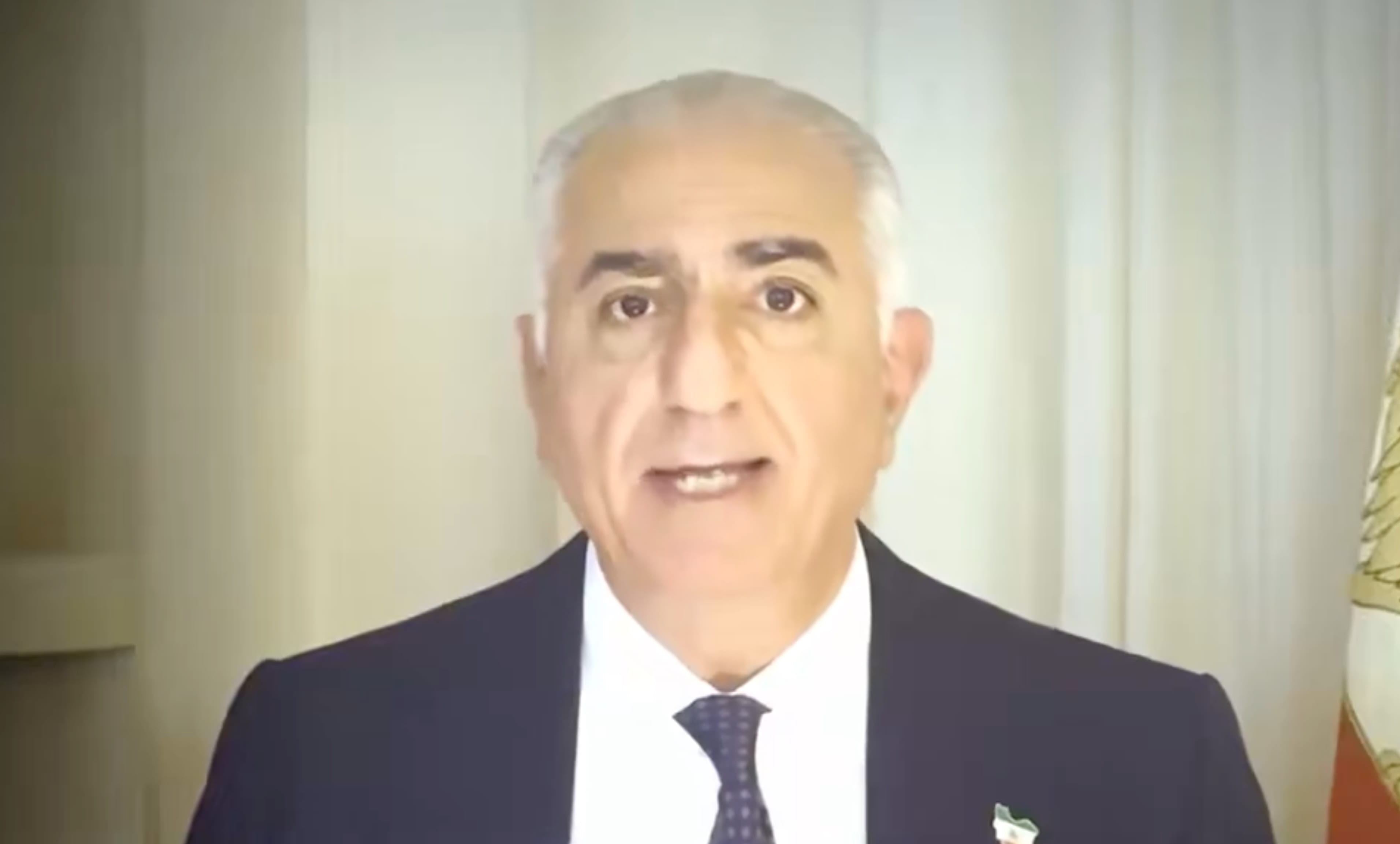 Сын шаха Ирана Реза Пехлеви призвал протестующих захватывать города и пообещал вернуться в страну «после победы революции»