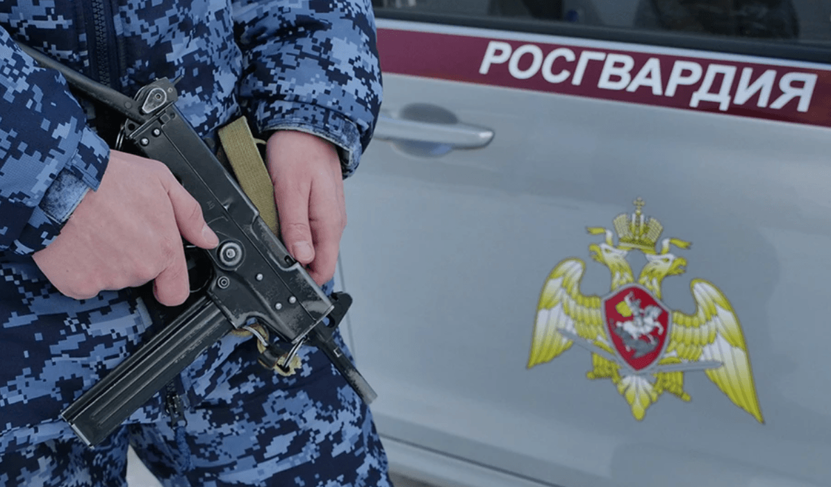 В приграничном поселке Сушаны в Брянской области идет бой, группа вооруженных людей взяла заложников — ТАСС