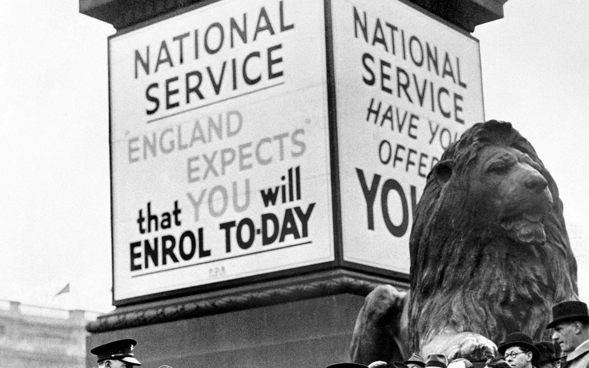 «Предлагая возродить национальную службу для молодежи, Сунак рассчитывает на голоса пожилых британцев» — аналитик