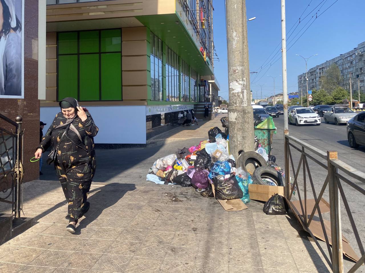 Мусор на проспекте Гаджи-Али Акушинского