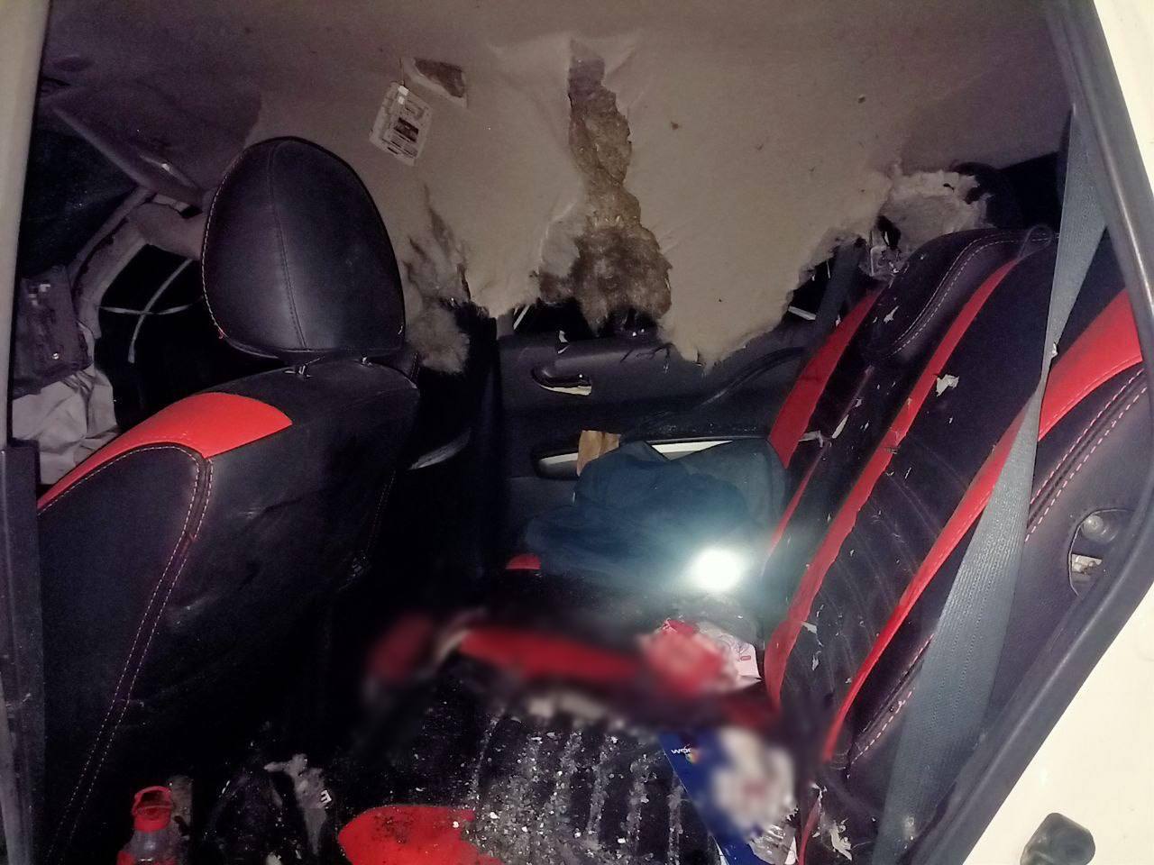 Последствия удара БПЛА по гражданскому автомобилю в оккупированной ВС РФ части Запорожской области