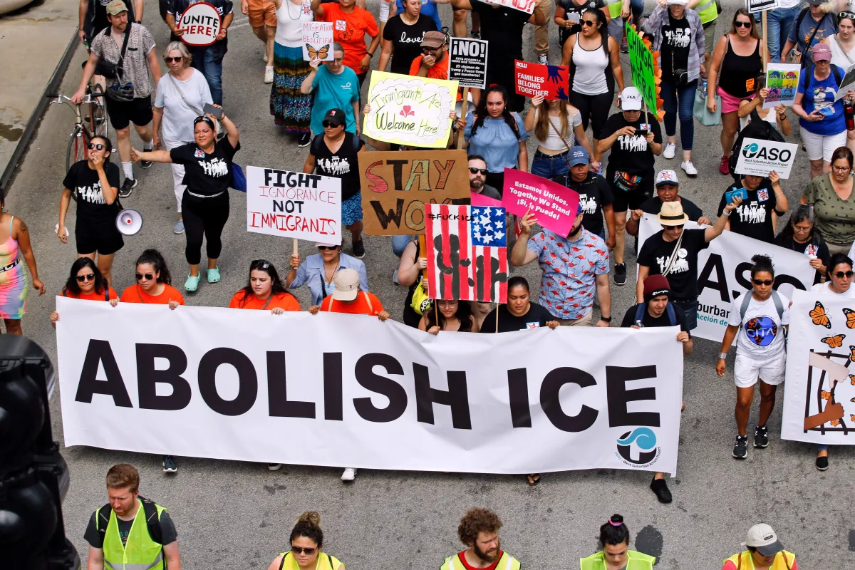 Марш протеста в Чикаго