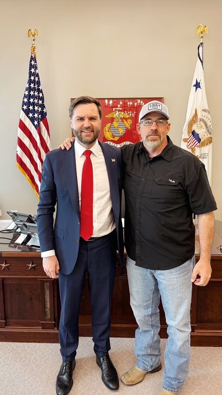 Джей Ди и Нейт Вэнс