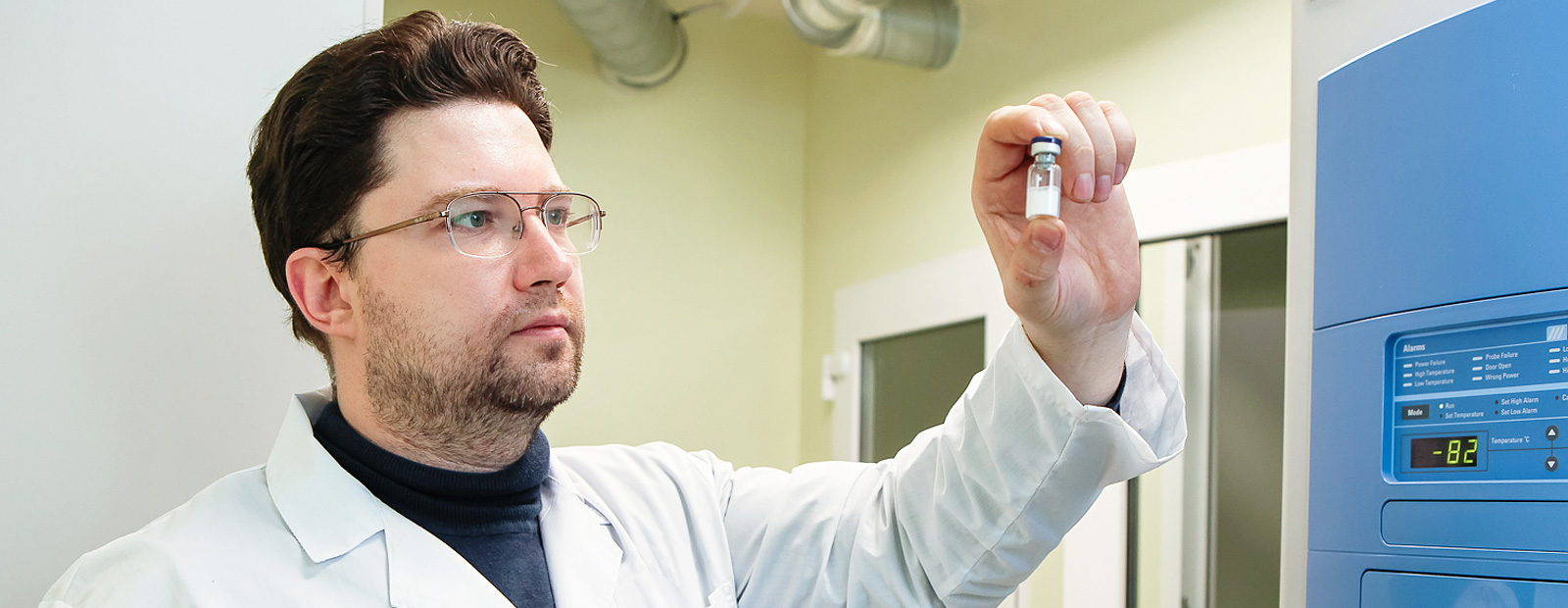 Илья Духовлинов