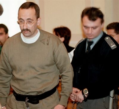 Dietmar_Clodo_birosag_elott-magyar-tudat