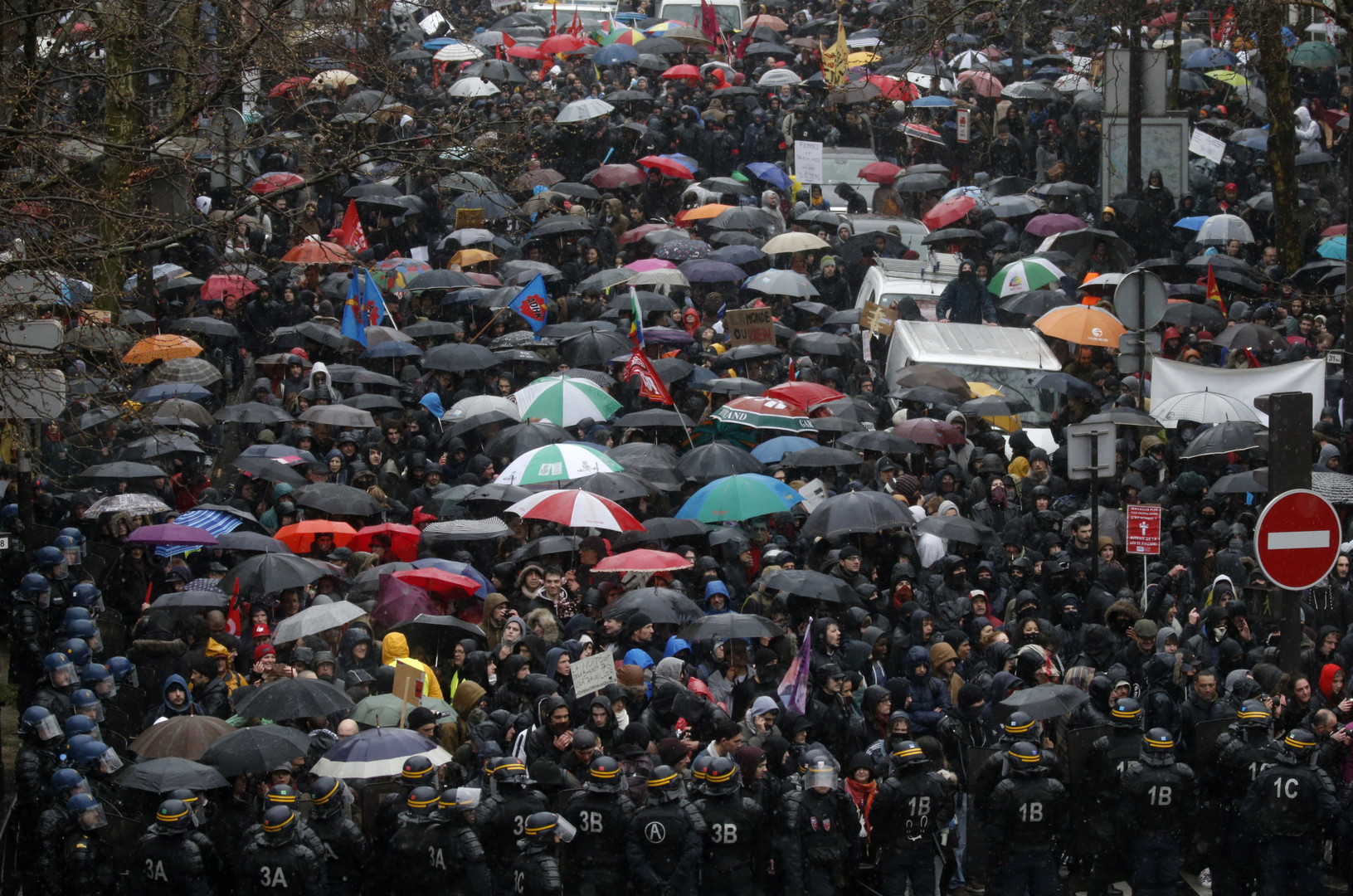 5703752fc4618807208b4583