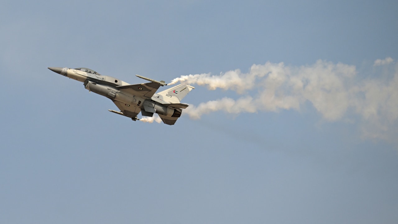 Истребитель F-16 ВВС ОАЭ. Фото: AFP